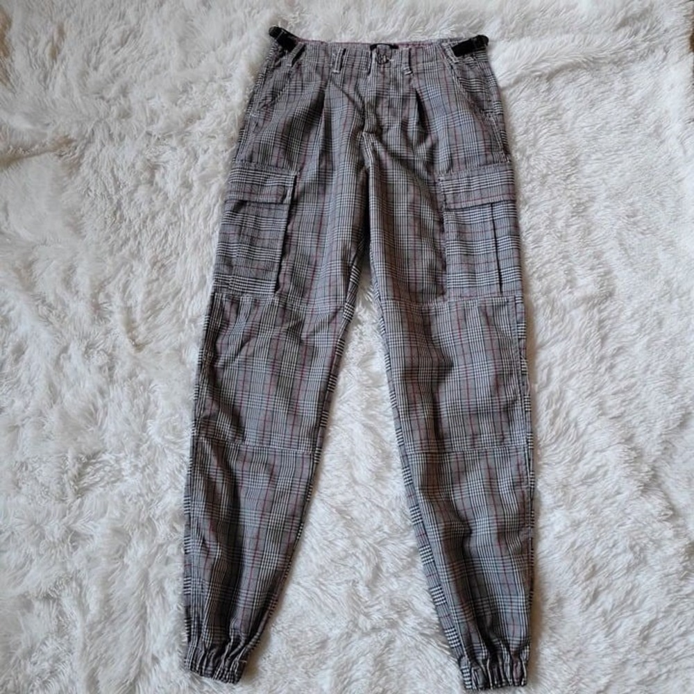 Dolls Kill Poster Girl Plaid Cargo Pants With Elastic Cuffs -S - Picture 3 of 9